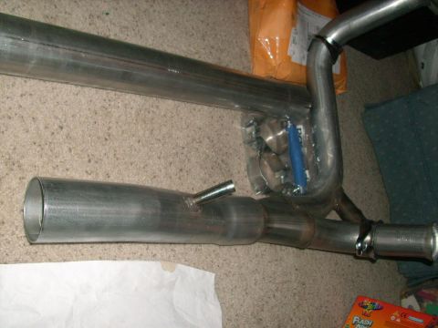 1989 Ford Bronco - This photo shows a vehicle's exhaust pipe system, not a 1989 Ford Bronco.