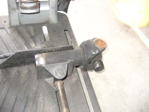 1989 Ford Bronco - cut the female slip off yoke #1