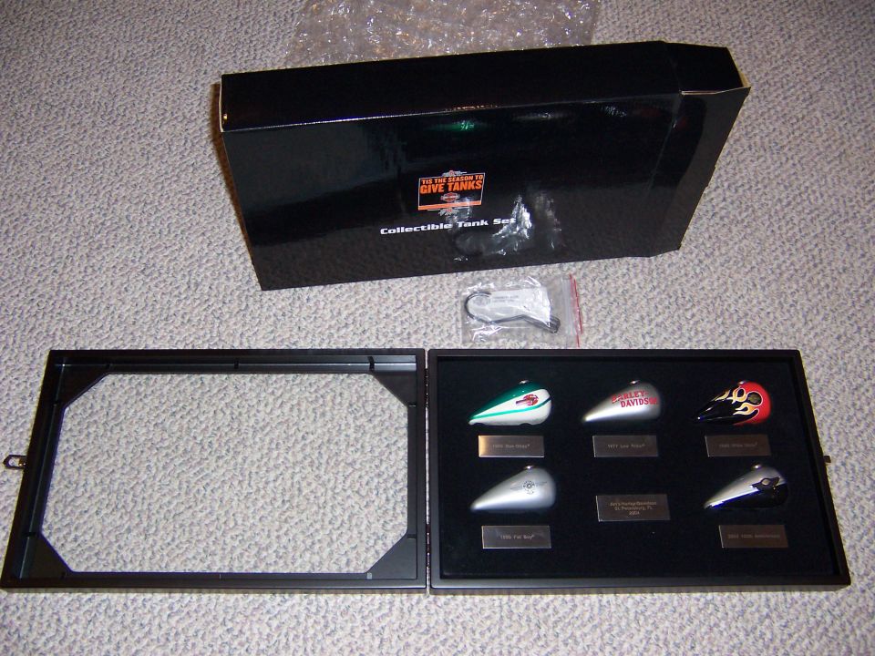 Harley-Davidson collectible tank set in display case with box
