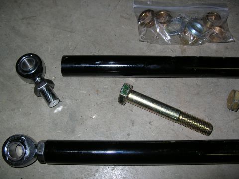 1985 Ford Bronco II - FK Bearing heims and 3 quarter inch hardware.