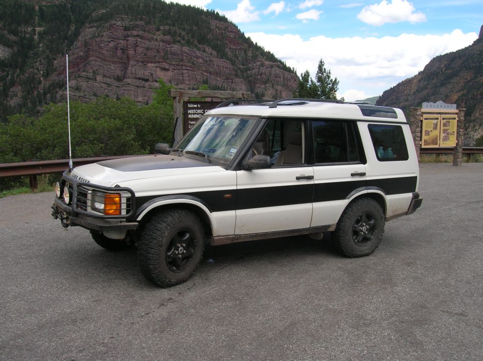 1999 Land Rover Discovery II “Britney”