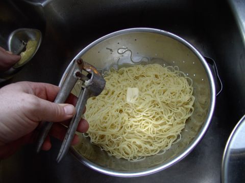 1986 Ford Bronco - Here's my only fat addition, butter. I cannot do without a tiny bit of butter on my capalleni(angel hair spagetti) . Toss the pasta to work…