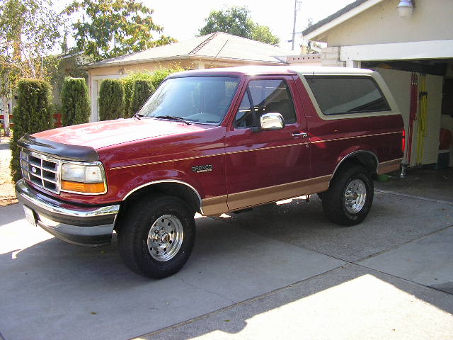 1994 Ford Bronco “Eddie Bauer”