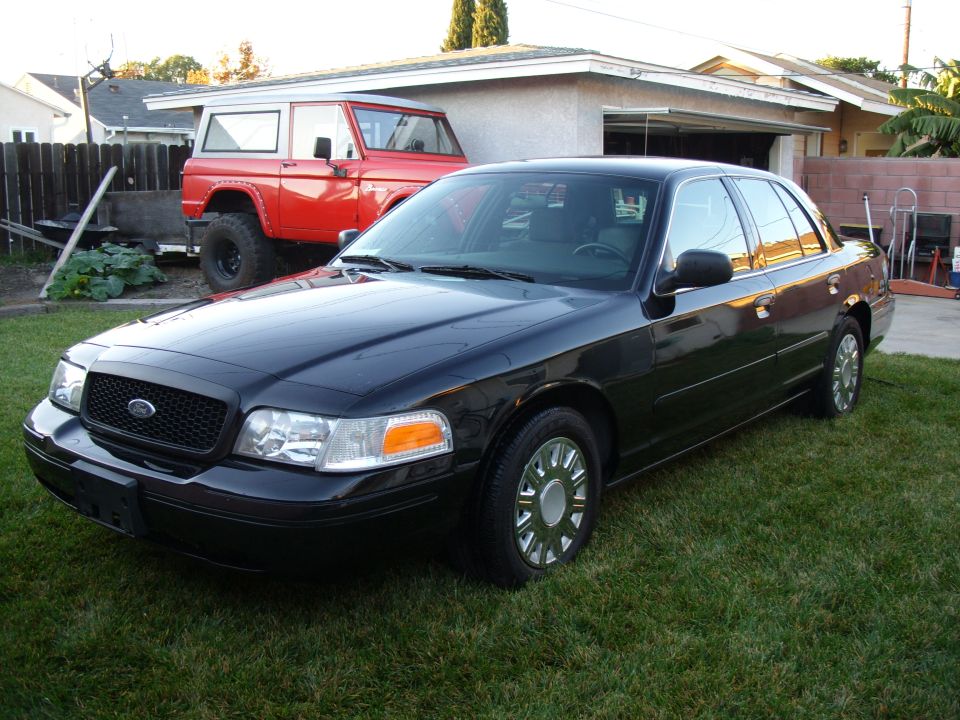 2005 Ford Crown Victoria “P71 Interceptor SOLD 07/2019”