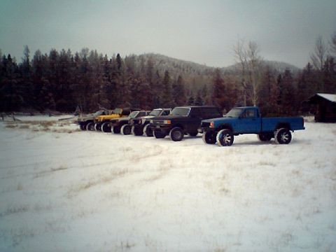 1990 Ford Bronco - hangin with the jeeps