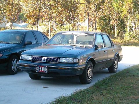 1996 Oldsmobile Ciera photo
