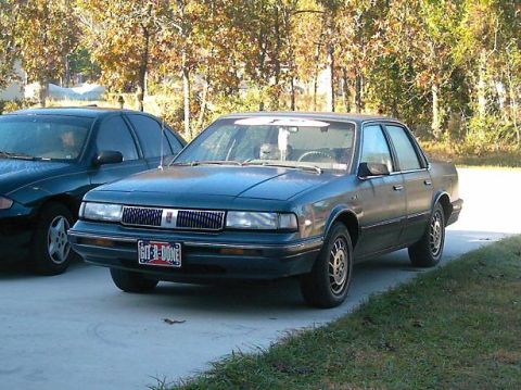 1996 Oldsmobile Ciera photo