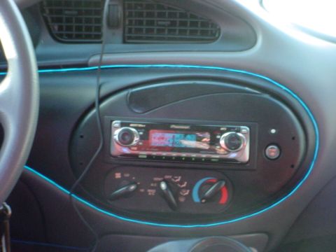 1997 Ford Taurus - MP3 deck and Glowing wire around the oval.