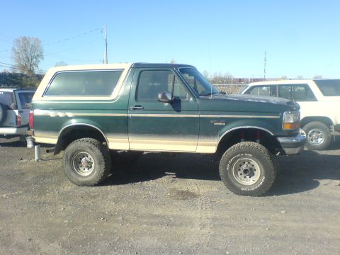 1985 Ford Bronco - 6'' lift 33 bf all terrain...no hub