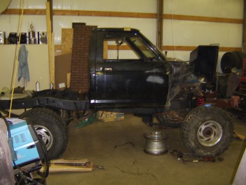 1985 Ford Ranger - Cab mounted !!!