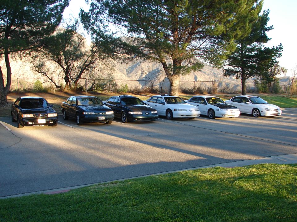 Six 1993 Ford Tauruses parked in a lot