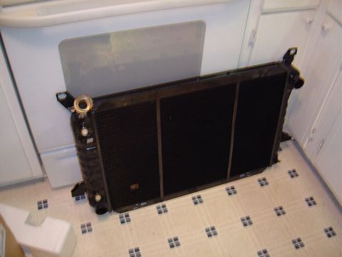 Radiator - 1986 Ford Bronco