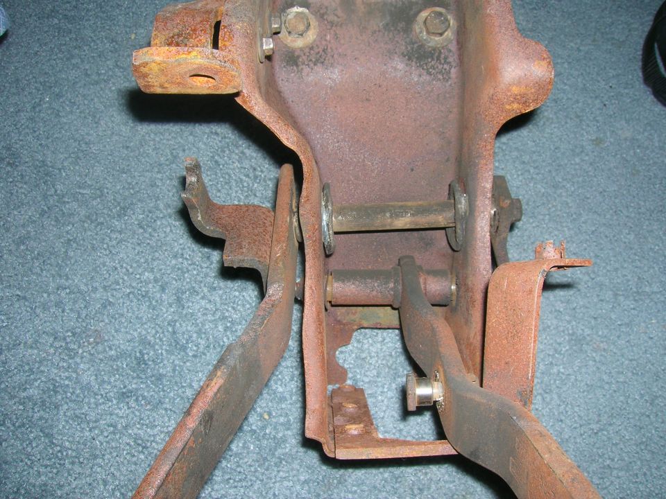 Rusty clutch pedal assembly with pivot points and linkage