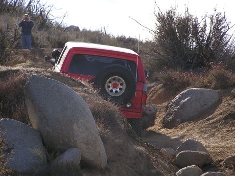 1990 Ford Bronco - Redwagon going