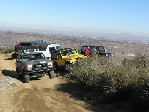 1990 Ford Bronco - Scenic parking lot
