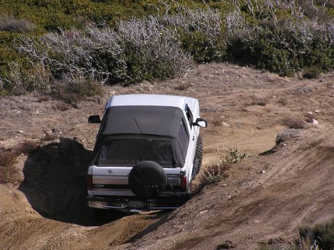 1990 Ford Bronco - Pirates 2nd time, front up in the sky!