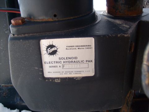 1995 Ford C-350 (Centurion Conversions) - A Fisher Engineering solenoid electric hydraulic pak is shown, part number F189171.