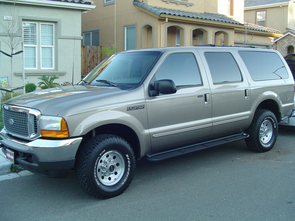2000 Ford Excursion “K9 EXpress”