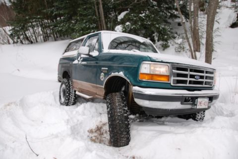 1996 Ford Bronco - This 1996 Ford Bronco navigates a snowy terrain, its off-road capabilities.