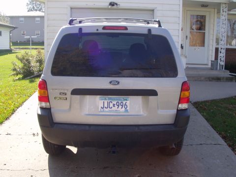 2002 Ford Escape photo