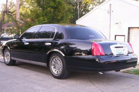 1998 Lincoln Town Car photo