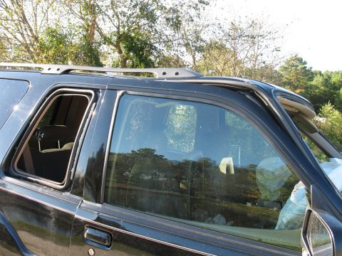 2001 Ford Explorer photo