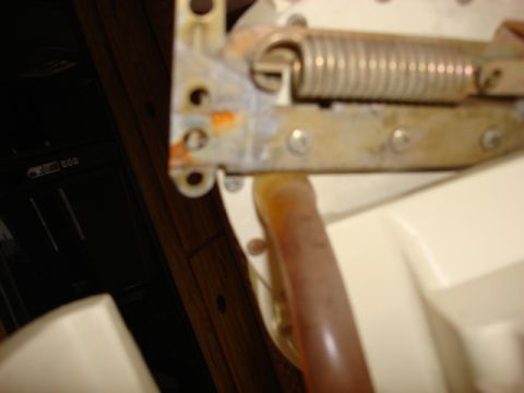 1983 Ford Bronco - The view was just for me. i wanted to have a view of how the springs were connected so if they came apart i kne how to put back (they staye…