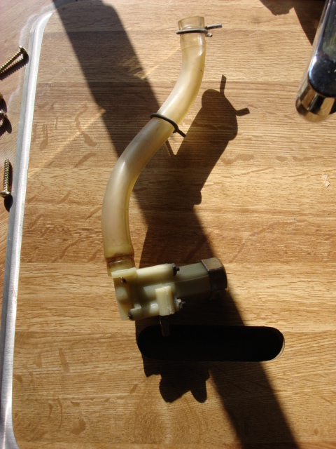 1983 Ford Bronco - this is the old valve and supply line.