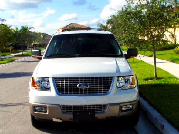 2003 Ford Expedition