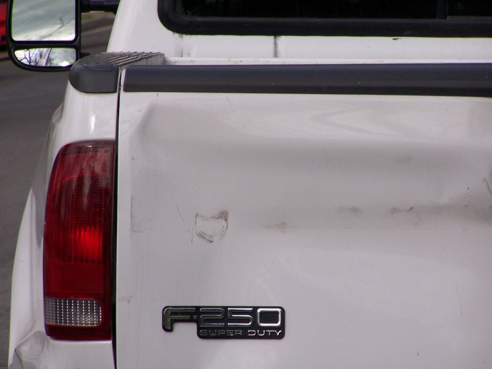 1999 Ford F-250 “White Superduty”