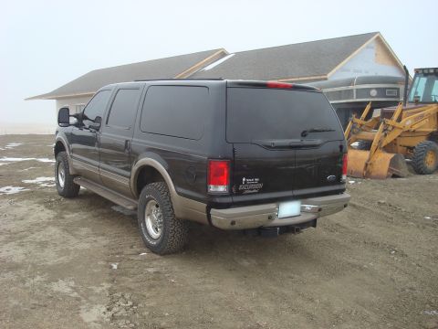 2000 Ford Excursion photo