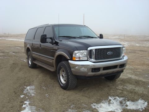2000 Ford Excursion photo