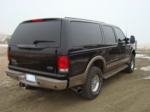 2000 Ford Excursion photo