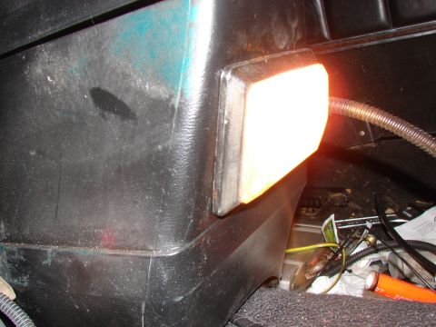 1973 Ford Ranchero - got rid of rear ashtray who needs it but a light is usefull