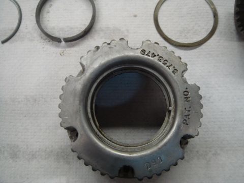 1996 Ford Bronco - A Warn manual hub part is shown with patent number 3.753.479 and D93 stamped on its surface.