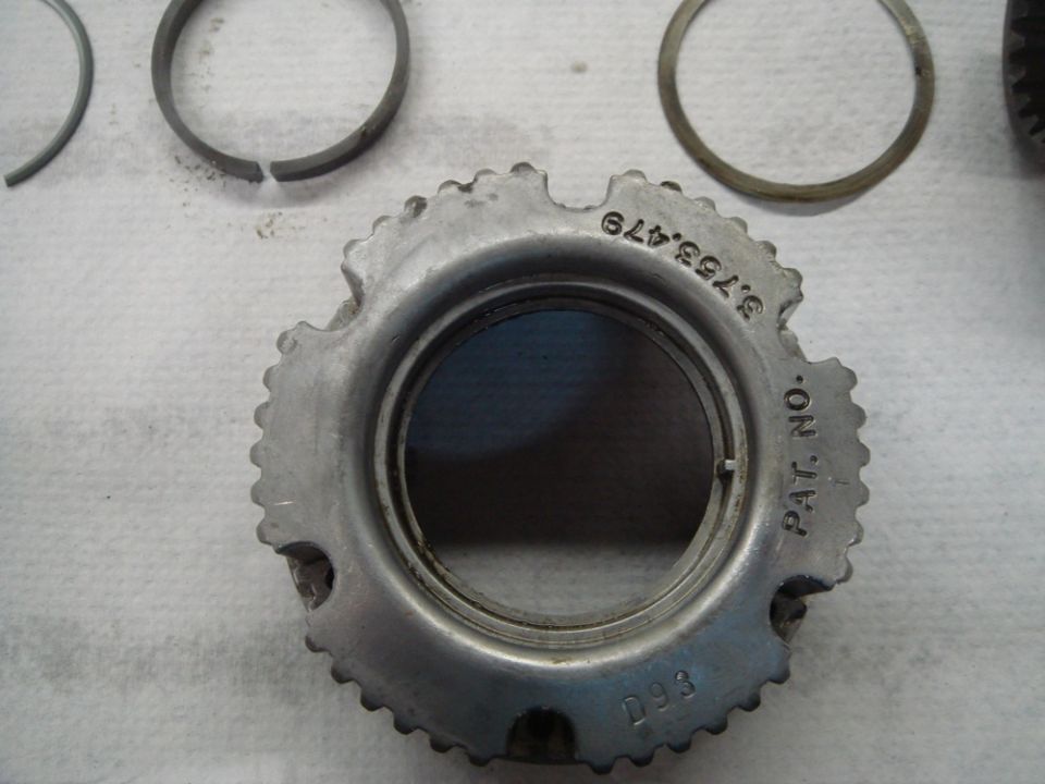 Warn manual hub part with patent number 3.753.479 and D93 stamped