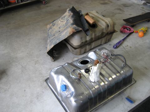 1996 Ford Bronco - Two vehicle fuel tanks are shown, one appears to be a replacement for the other.