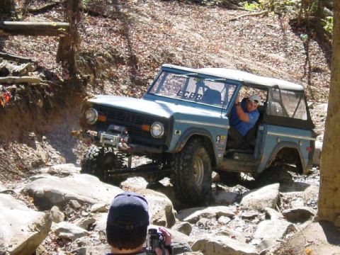 1976 Ford Bronco - Twisted up on Slickrock