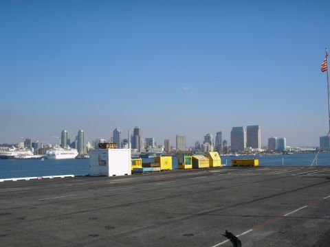 1989 Ford F-250 - looking across the bay toward the USS Missouri Museum.