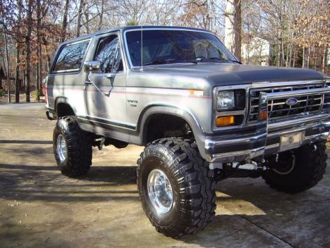 Fireworks - 1986 Ford Bronco