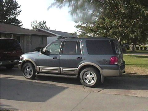 2003 Ford Expedition photo