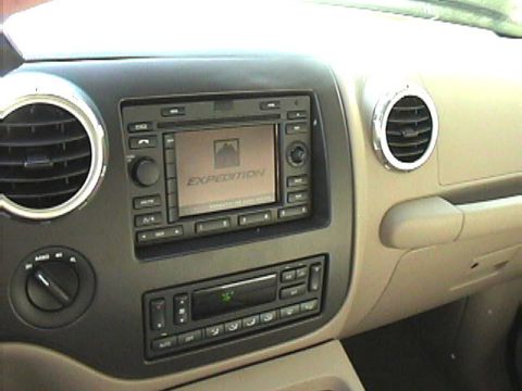 2003 Ford Expedition photo