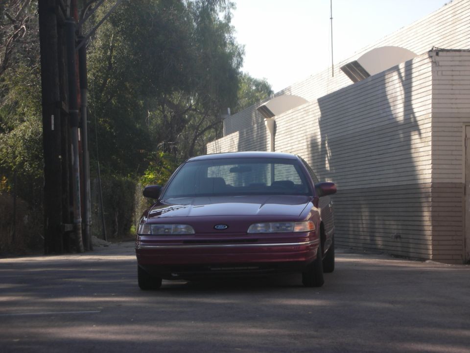 Maroon 1992 Ford Crown Victoria front view