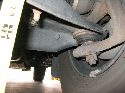 1995 Ford Bronco - Balljoint setup