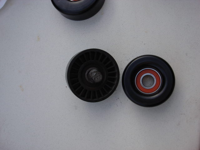 here is the front of the idler pulley this was normal thread and came out without issue