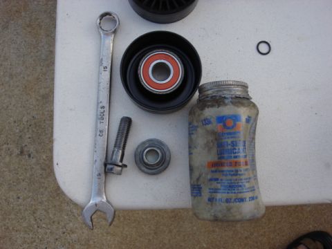 1983 Ford Bronco - i put a small dab on the threads do if i ever need to remove it again i could.