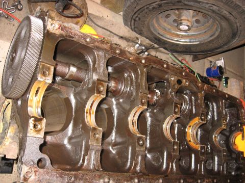 1978 Ford Bronco - Pistons out.