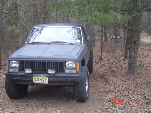 1988 Jeep Comanche photo