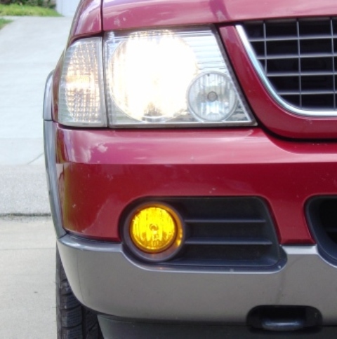 2003 Ford Crown Victoria photo