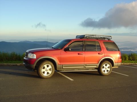 2003 Ford Crown Victoria photo